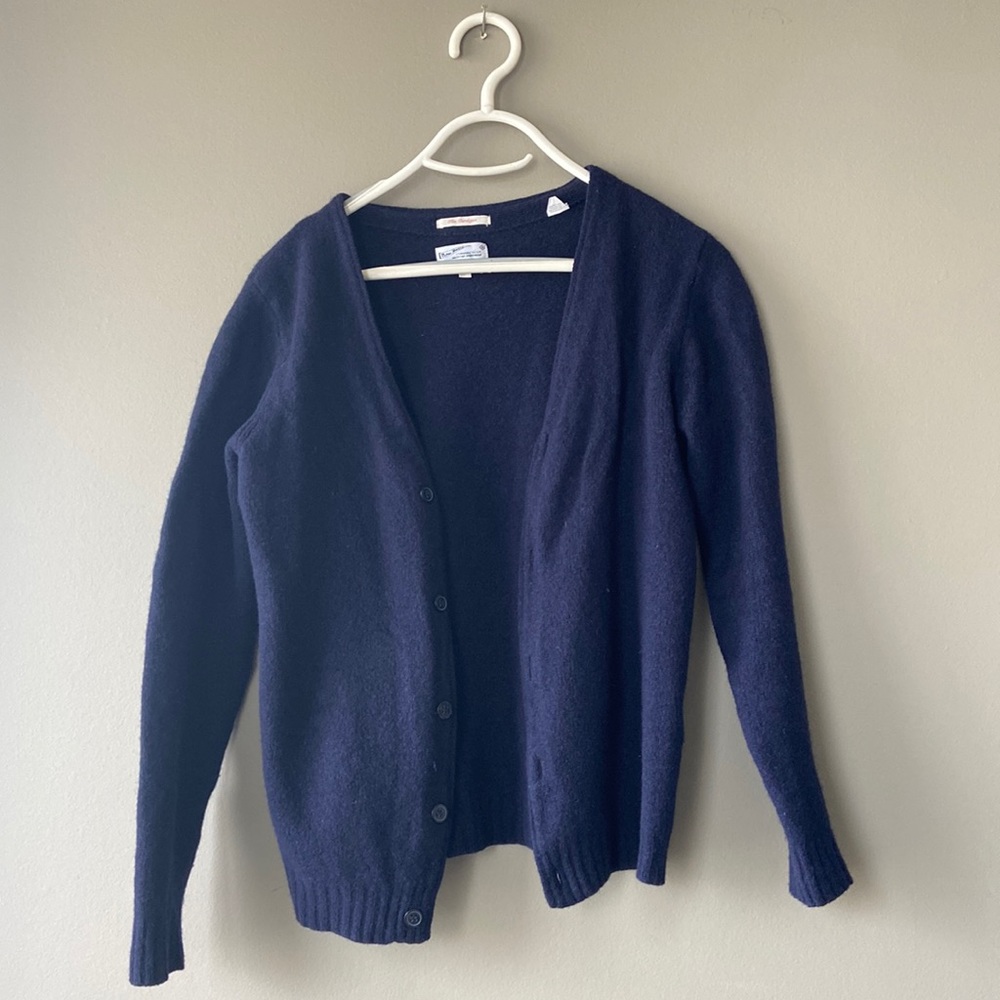Vintage Gant 100 % Wool Navy Cardigan